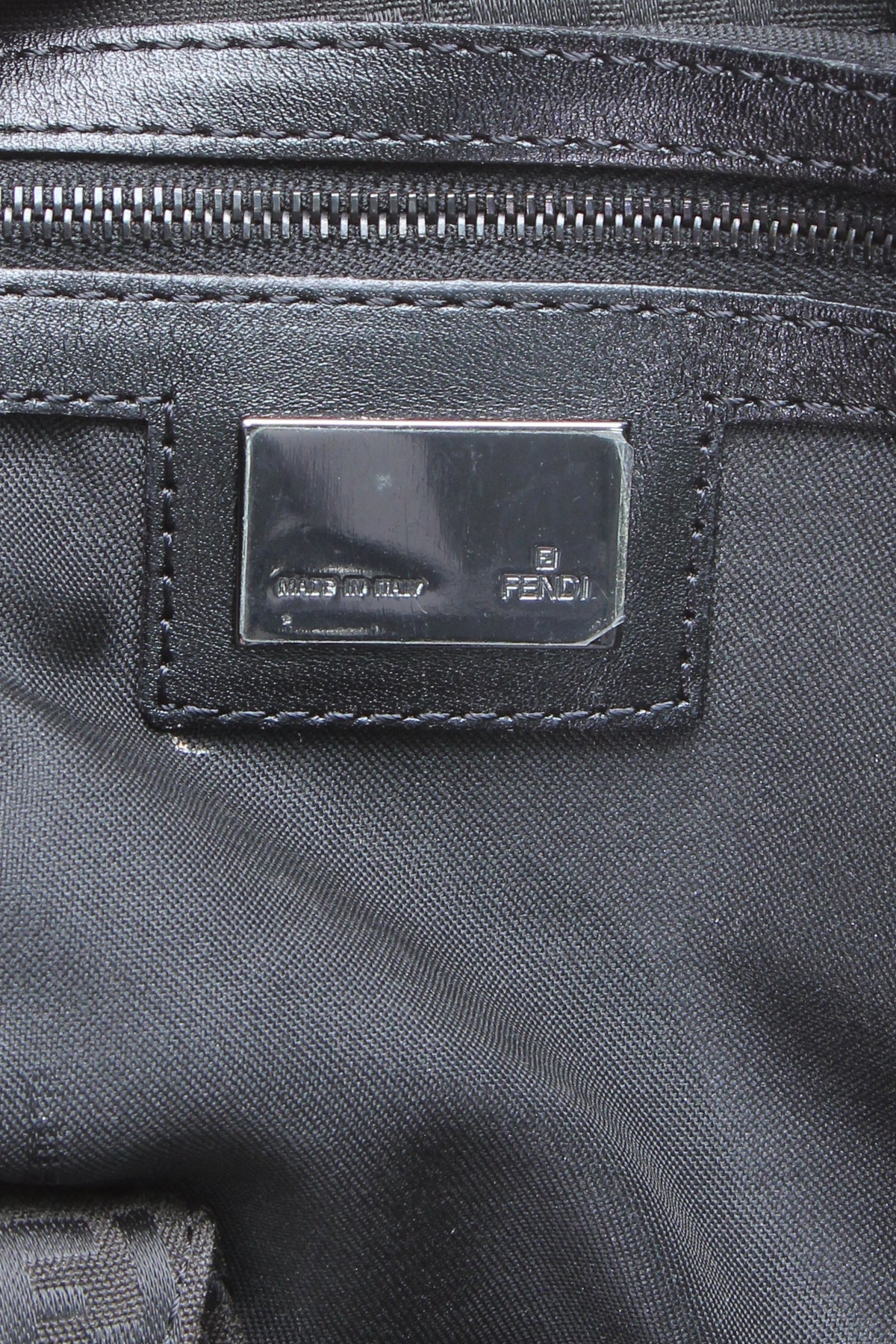 Zucchino Shoulder Bag - Black