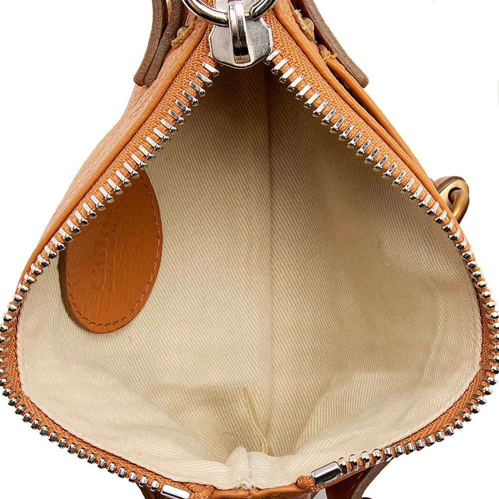 Chloe Leather Paddington Clutch (SHF-12061)